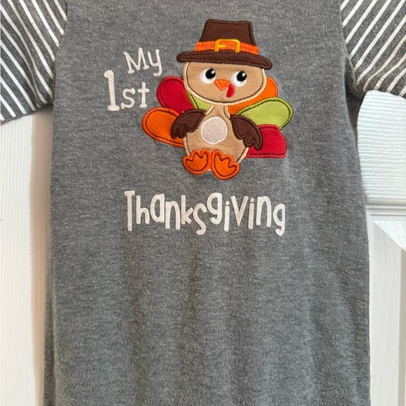 My 1st Thanksgiving Romper - Picture 3 of 8